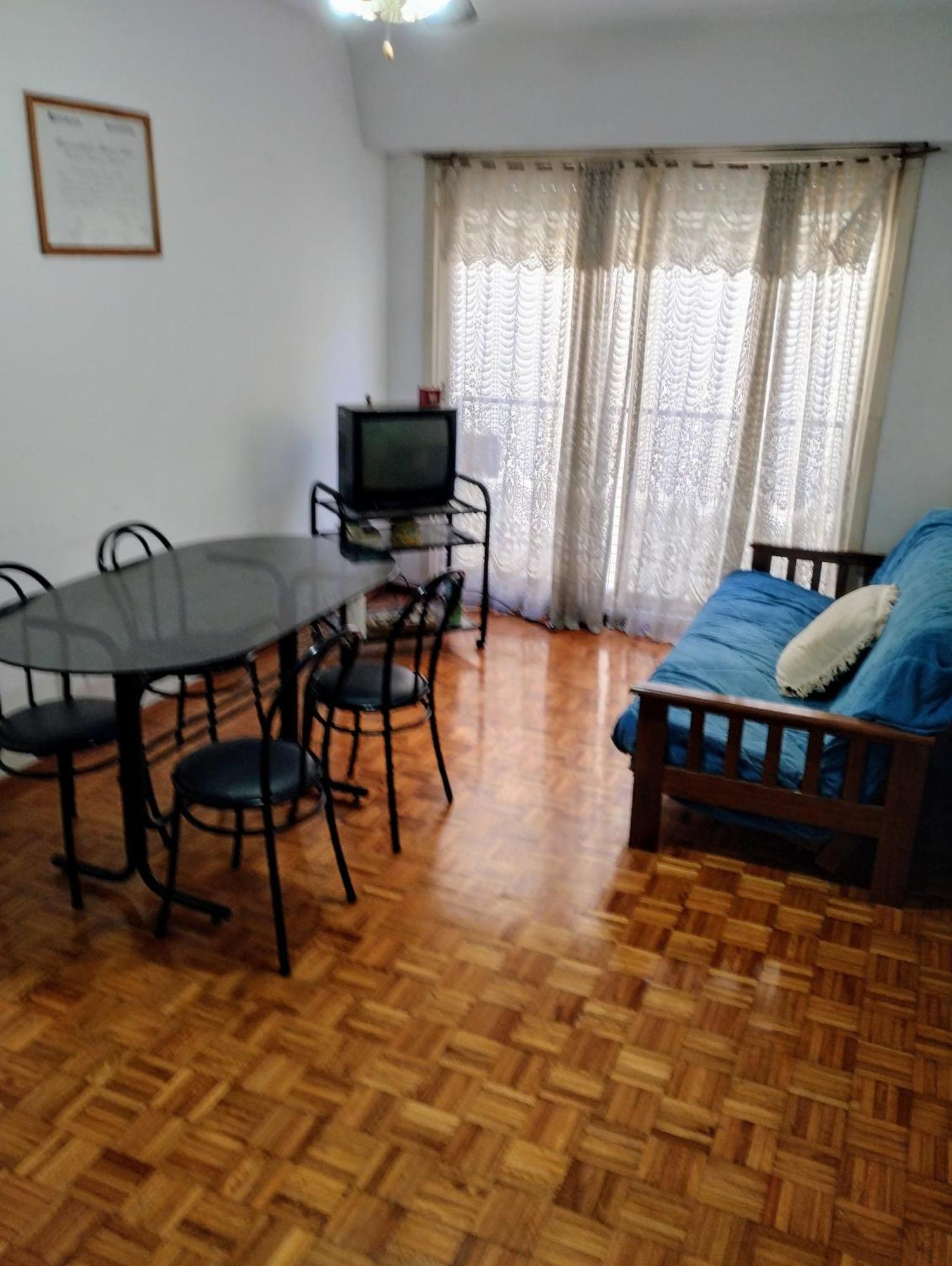 Departamento En Pleno Centro De Buenos Aires